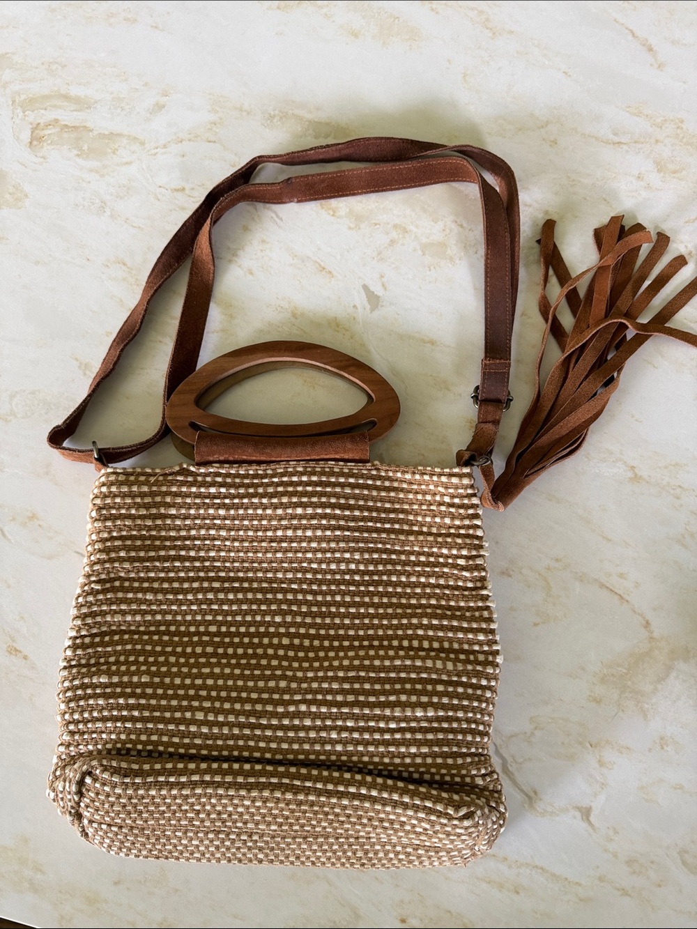 Woven Straw Crossbody Bag with Wooden Handle - Tan